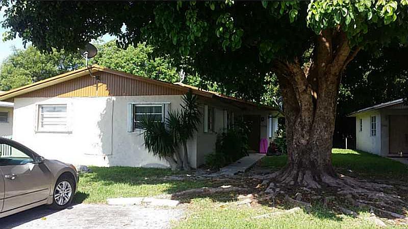 2nd image of 25420 SW 107th Ct