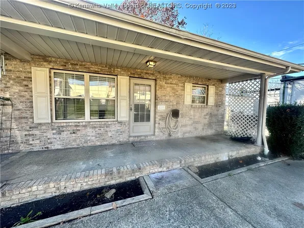 5149 Briar Rd, Charleston, WV 25313