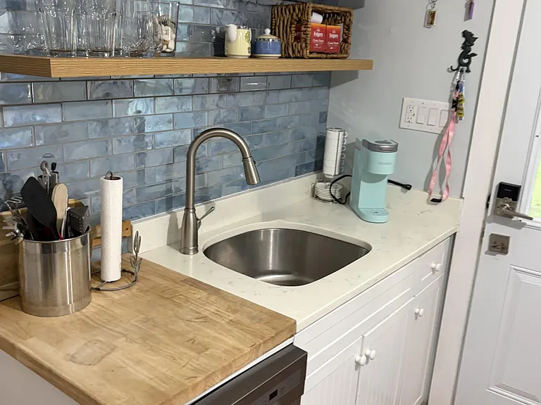 18 Valentine St #REAR — Photo 7