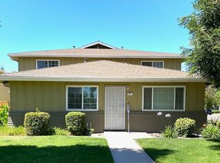 411 W Santa Ana Ave APT 4, Clovis, CA 93612