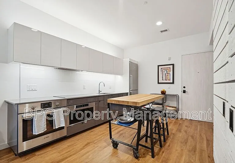 57 N St NW #127 — Photo 8