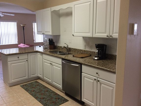 3rd image of 917 Mariano Ln