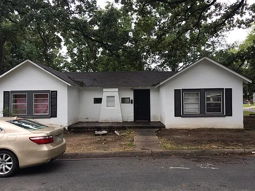 2023 Willow St Photo 1