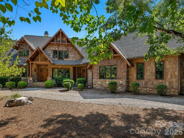 9208 Flying Eagle Ln, Charlotte, NC 28278