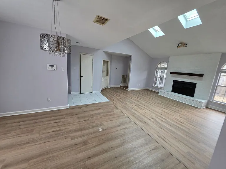 13906 Ella Lee Ln — Photo 10