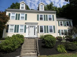 161 Elm St #B, Amesbury, MA 01913
