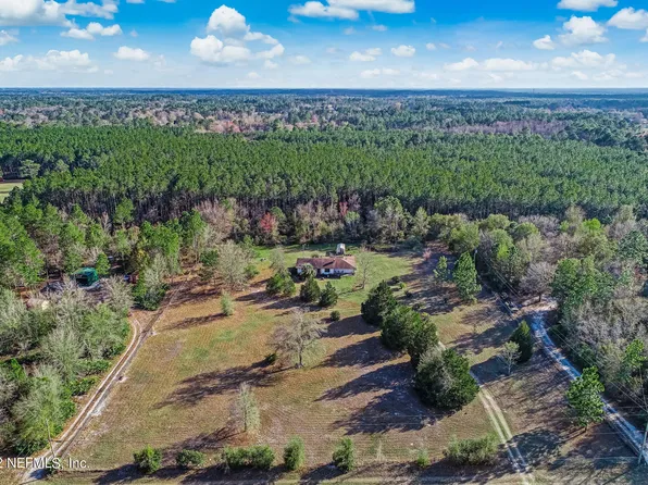 5665 MAVERICK, Middleburg, FL 32068