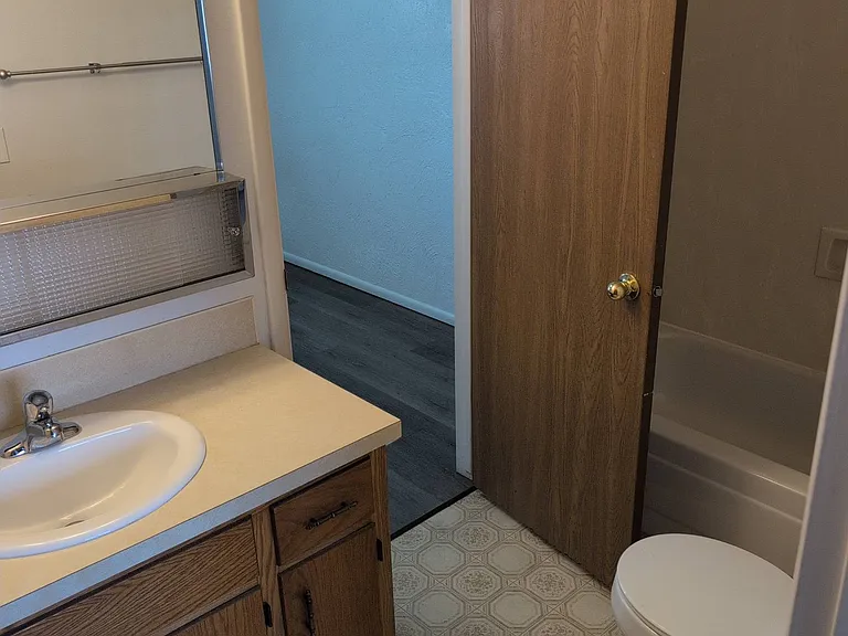 340 Moonlite Dr — Photo 9