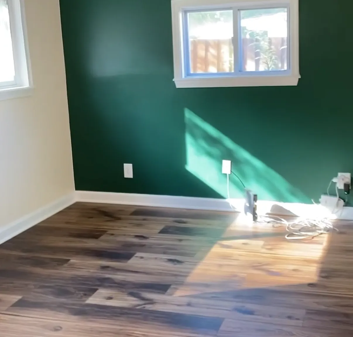 3 bed, 1017 sqft, $1,100 — Photo 3