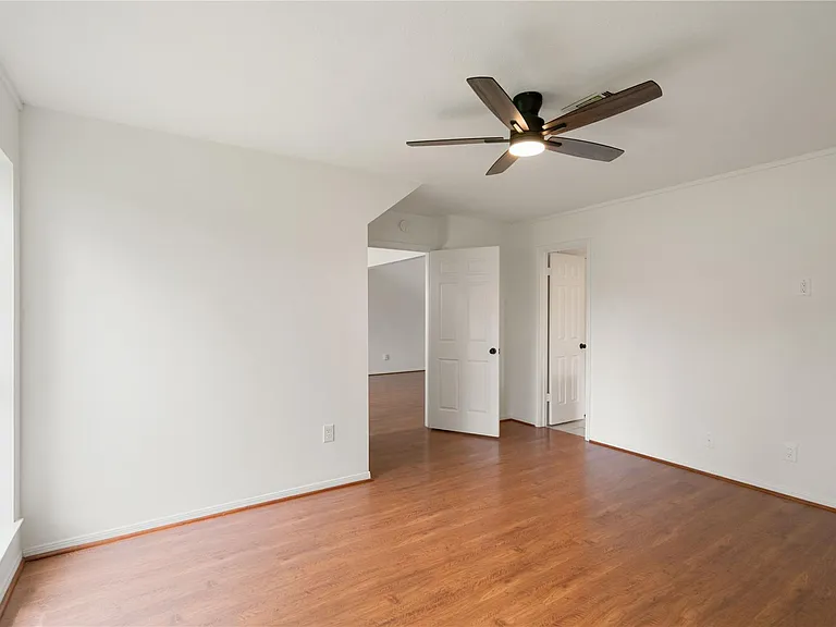 915 S Diamondhead Blvd — Photo 13