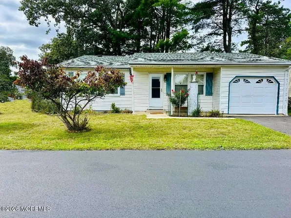 58 Chelsea Drive #70, Manchester, NJ 08759