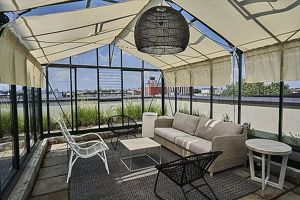 Rented by Compass | media 6