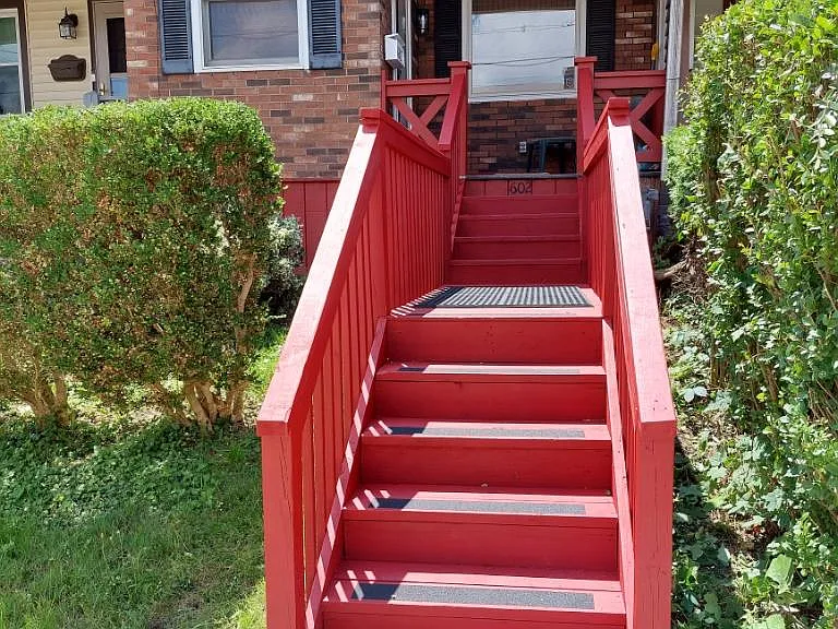 Front steps to townhouse