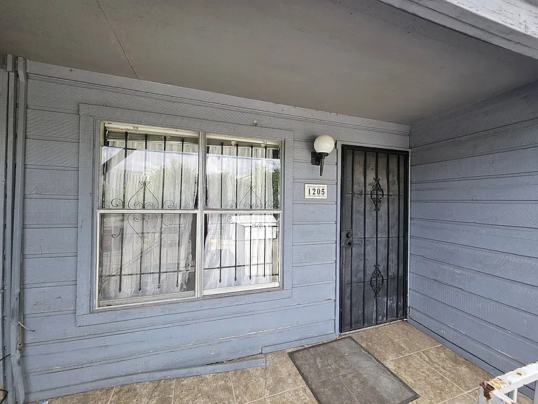 7200 Clarewood Dr #1215 — Photo 10