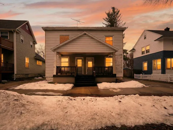 1021 Lincoln Ave NW, Grand Rapids, MI 49504