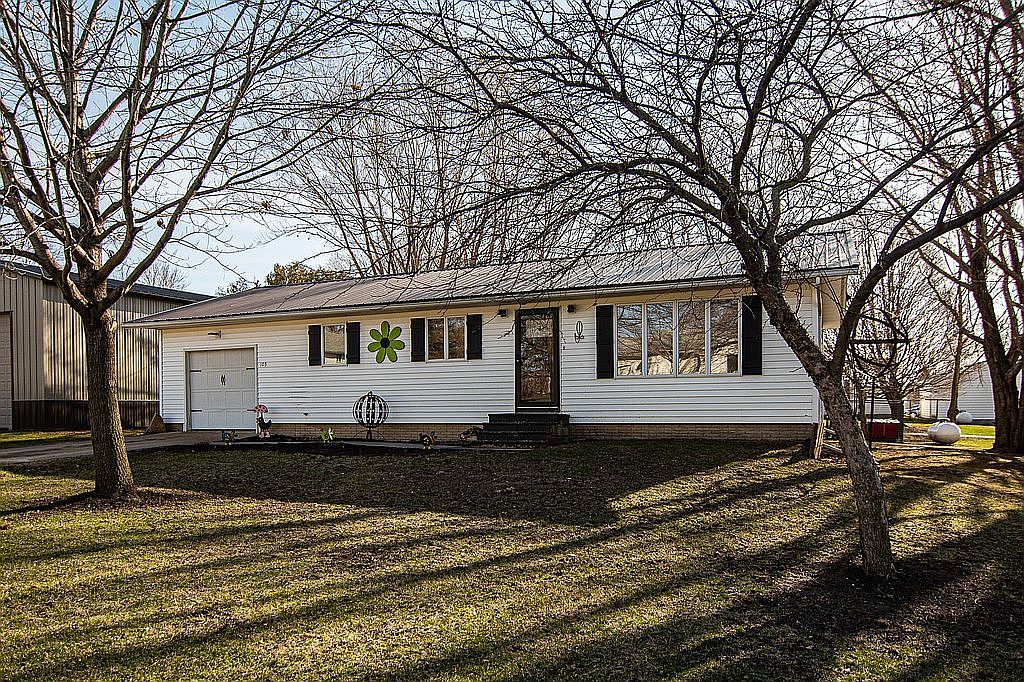 103 2nd St, Onslow, IA 52321 Zillow