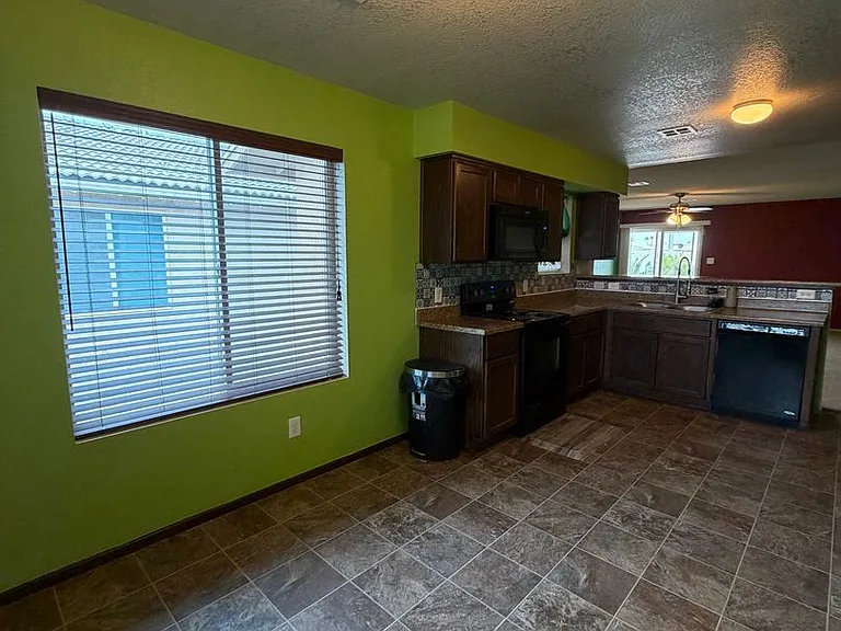 7258 E 36th Pl — Photo 12