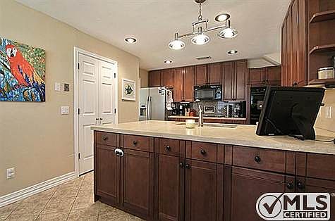 5th image of 4248 Emerson Dr