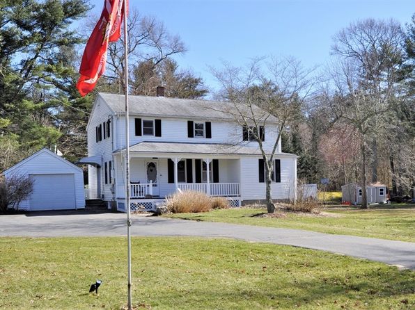 823 Central St, East Bridgewater, MA 02333
