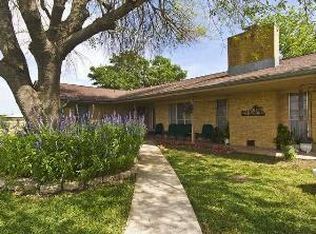 1115 Rolling Ridge Rd, Lockhart, TX 78644