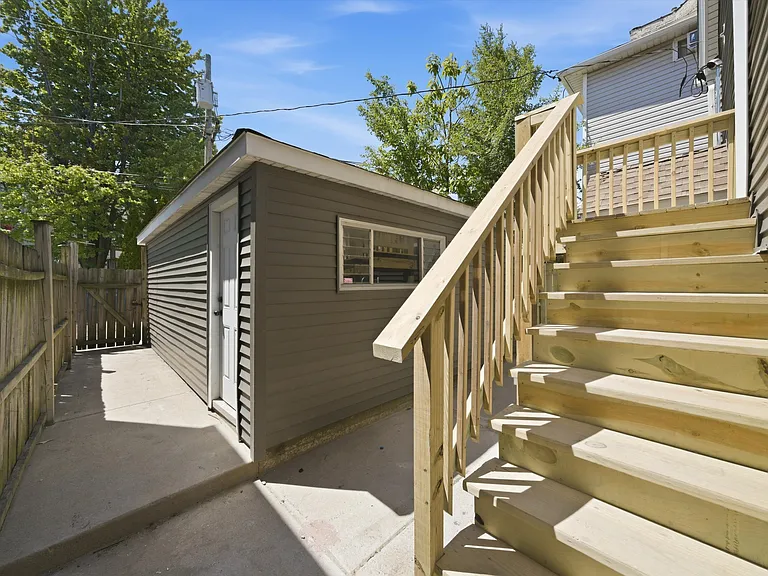 2954 N Elston Ave #G — Photo 21
