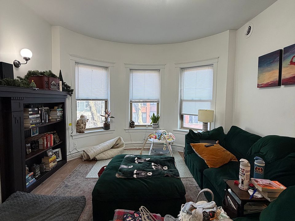 1st image of 5646 N Glenwood Ave #2