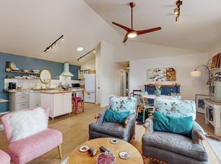 4613 Apache Knl, Santa Fe, NM 87507