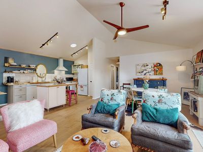 4613 Apache Knl, Santa Fe, NM, 87507