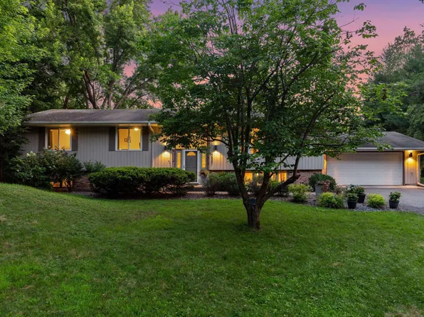 4540 Marlborough Ct, Minnetonka, MN 55345