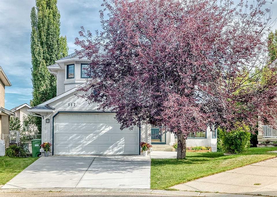 1st image of 117 Evergreen Pl SW