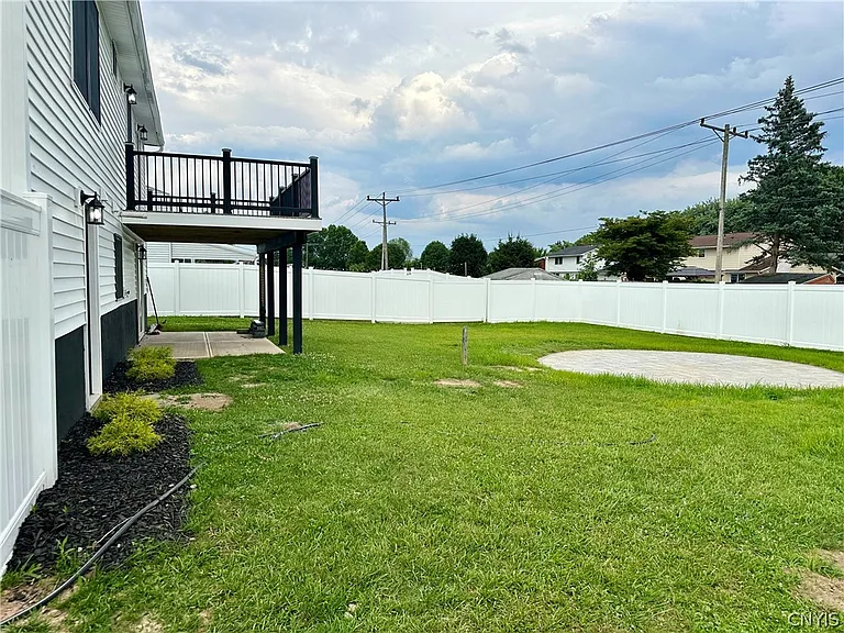 4961 Windgate Rd — Photo 32