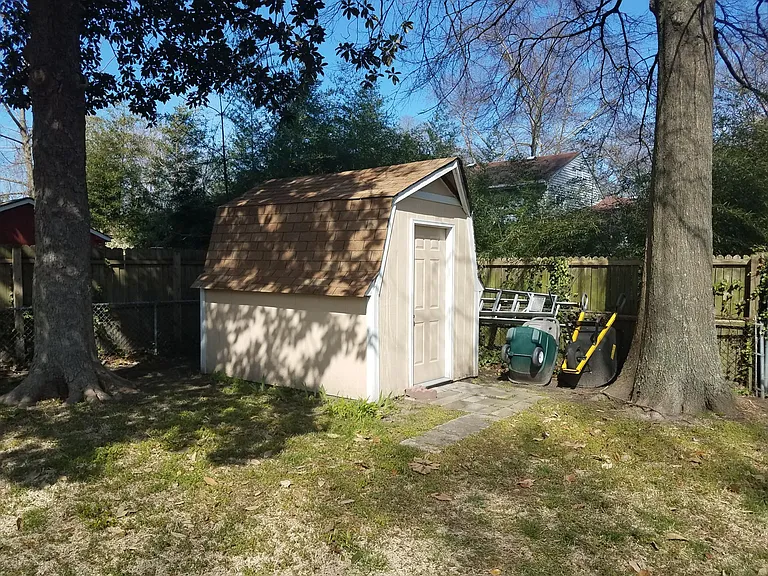 Storage shed