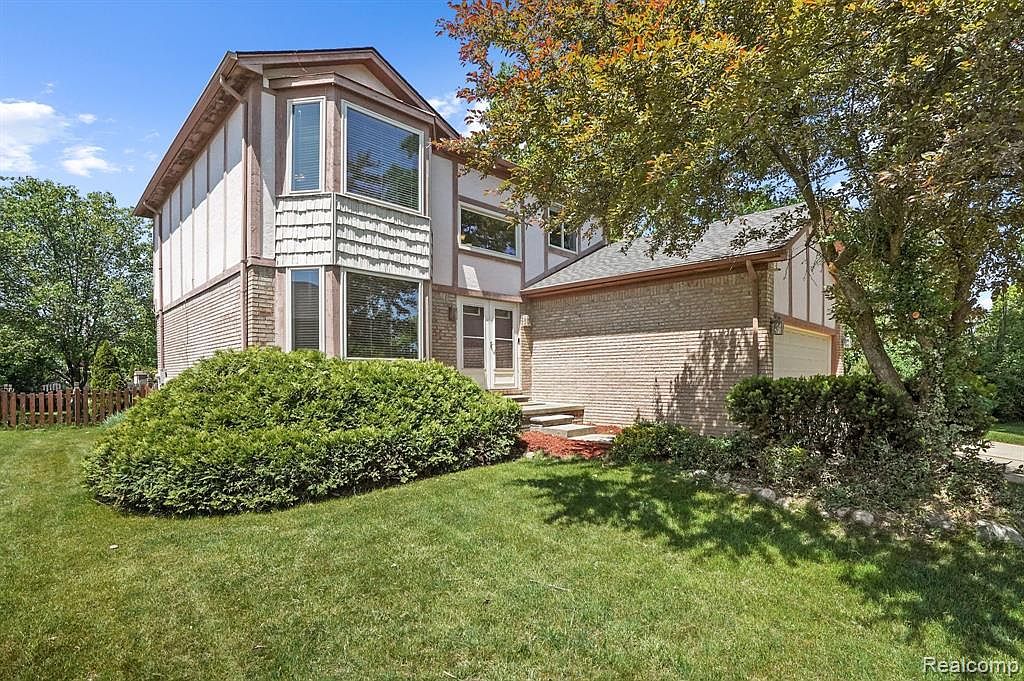 2287 Brinston Ave, Troy, MI 48083 MLS 20230041990 Zillow