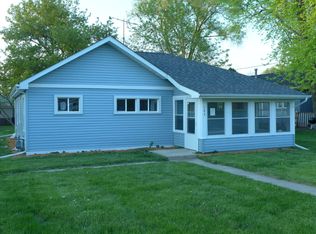 123 Kent Ave, Wauconda, IL 60084