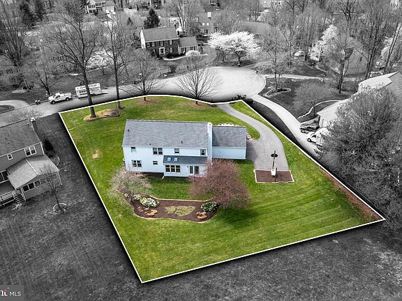 2nd image of 107 Cabot Ct