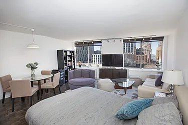 Rented by Nest Seekers International