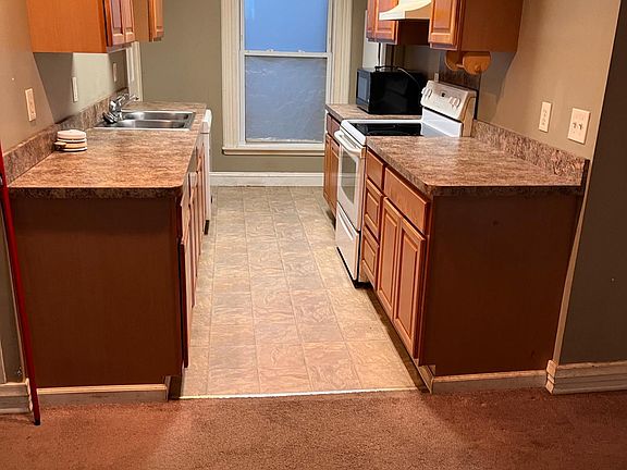 Kitchen it's pantry closet