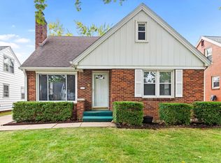 1025 E Fairoaks Ave, Peoria, IL