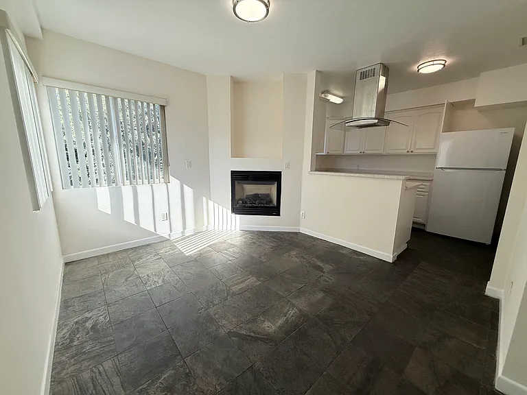 6 Prospect Ave #6 — Photo 2