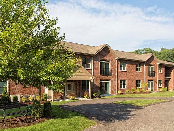 2nd image of 800 Village Dr APT 203