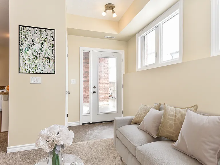 225 Riddell St #50 — Photo 44