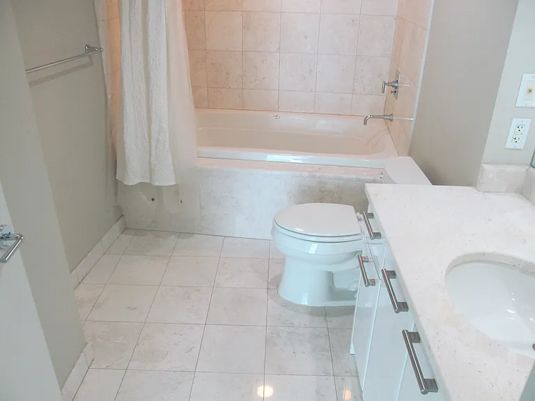 222 Karen Ave #1105 — Photo 35