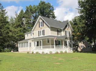 147 Chestnut Hill Rd, Norwalk, CT 06851