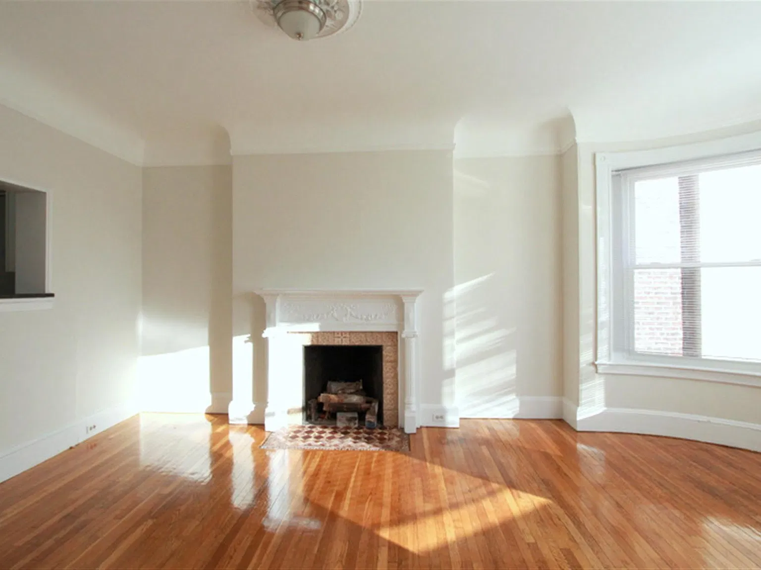2 bed, 800 sqft, $2,800 — Photo 2