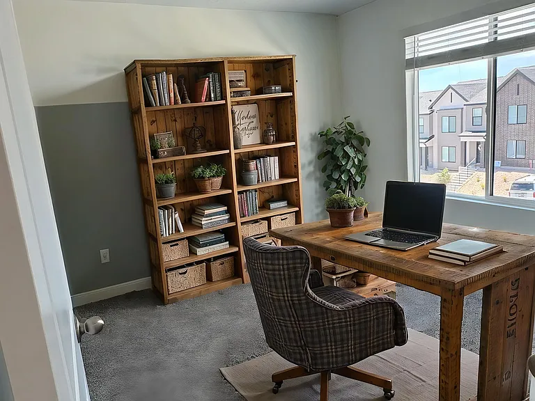 Bedroom 3 (virtually staged)