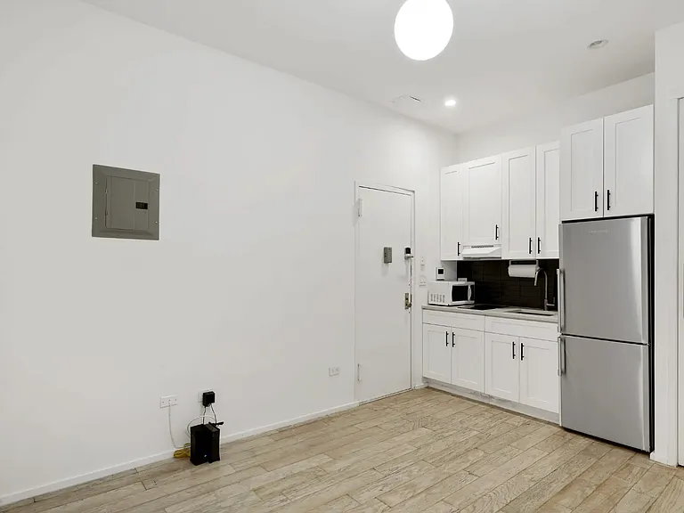 473 Central Park W #1B — Photo 7