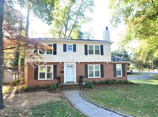 5800 Amity Pl, Charlotte, NC 28212