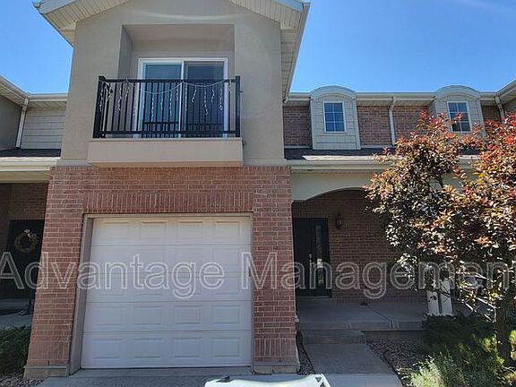 2nd image of 251 E Sunshine Dr