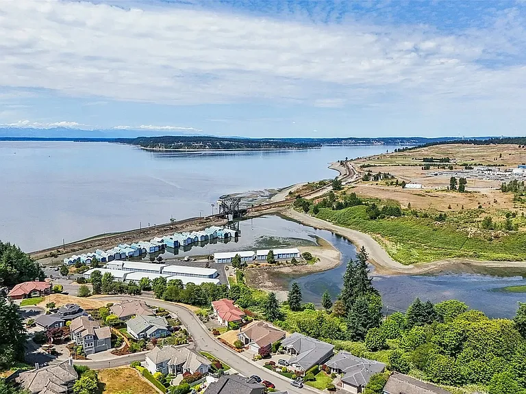 2805 Chambers Bay Dr — Photo 4