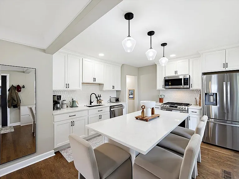 303 Midland Blvd — Photo 14